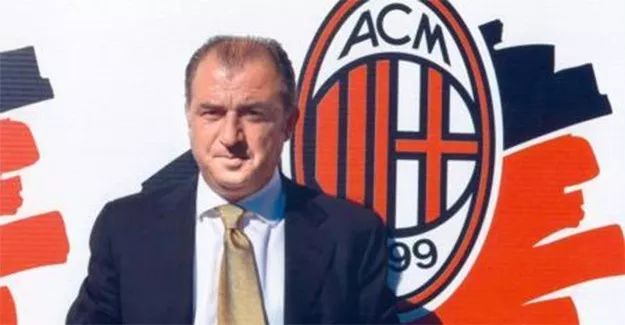  贝卢斯科尼家族出售AC米兰股权  